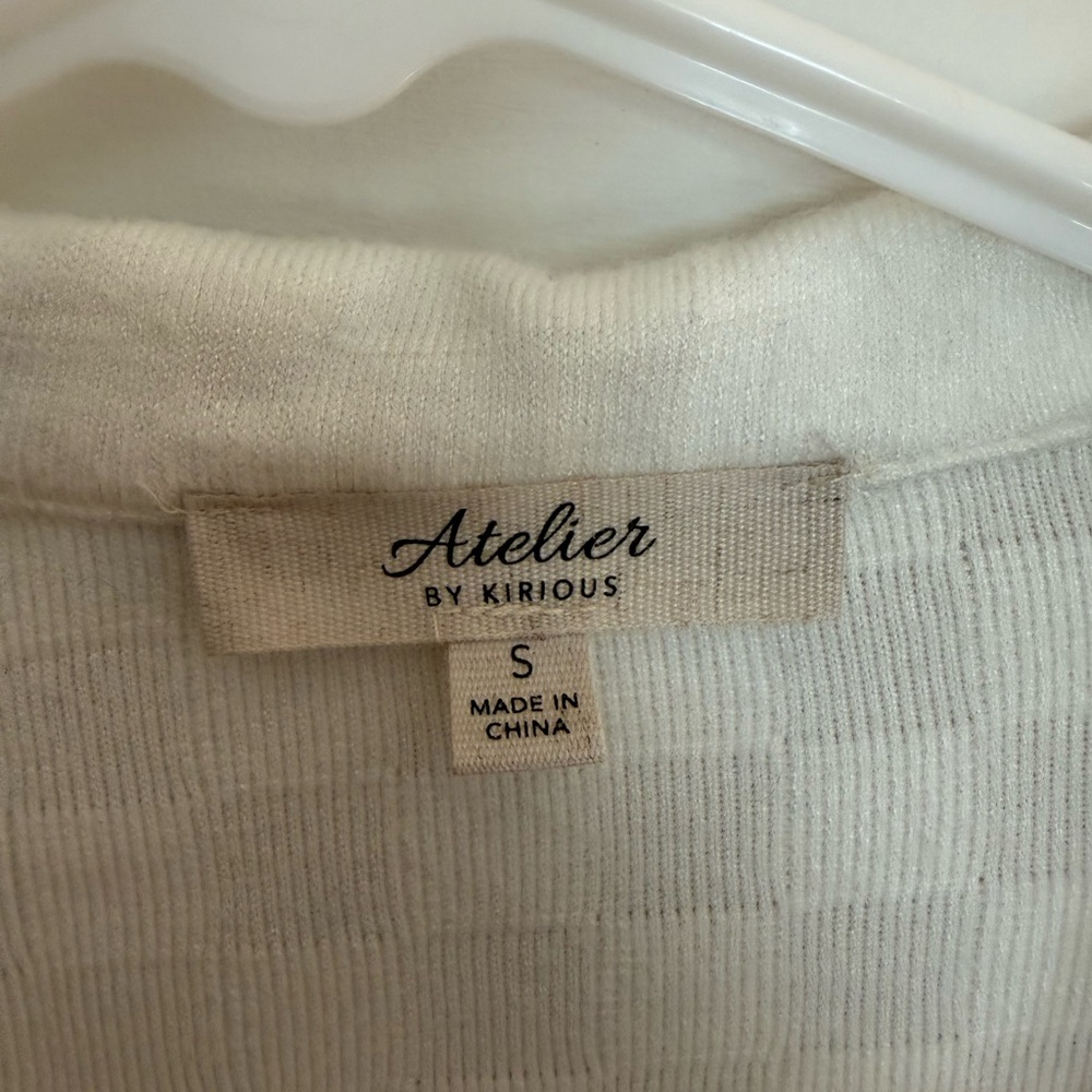 Cream Checkered Collared Blouse - Picture 2 of 4